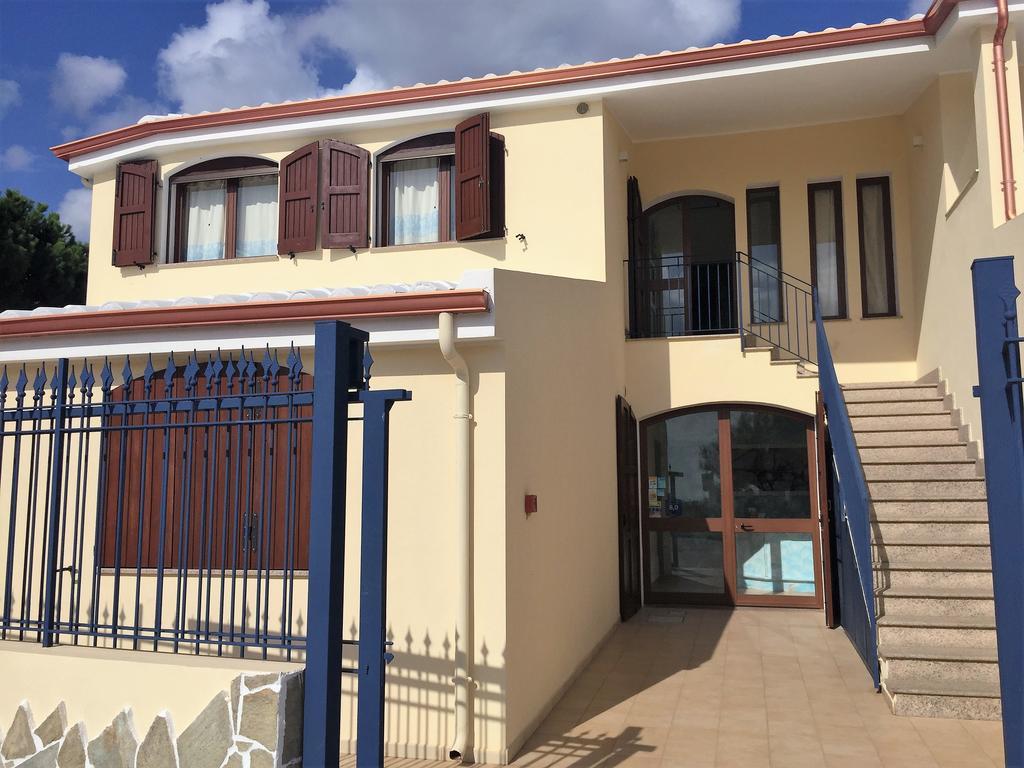 Hotel Villa Del Mare Sinnai Ngoại thất bức ảnh