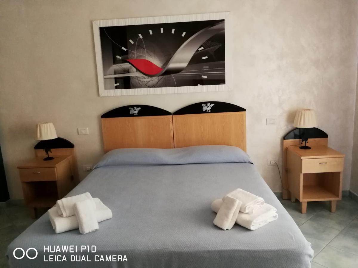 Hotel Villa Del Mare Sinnai Phòng bức ảnh
